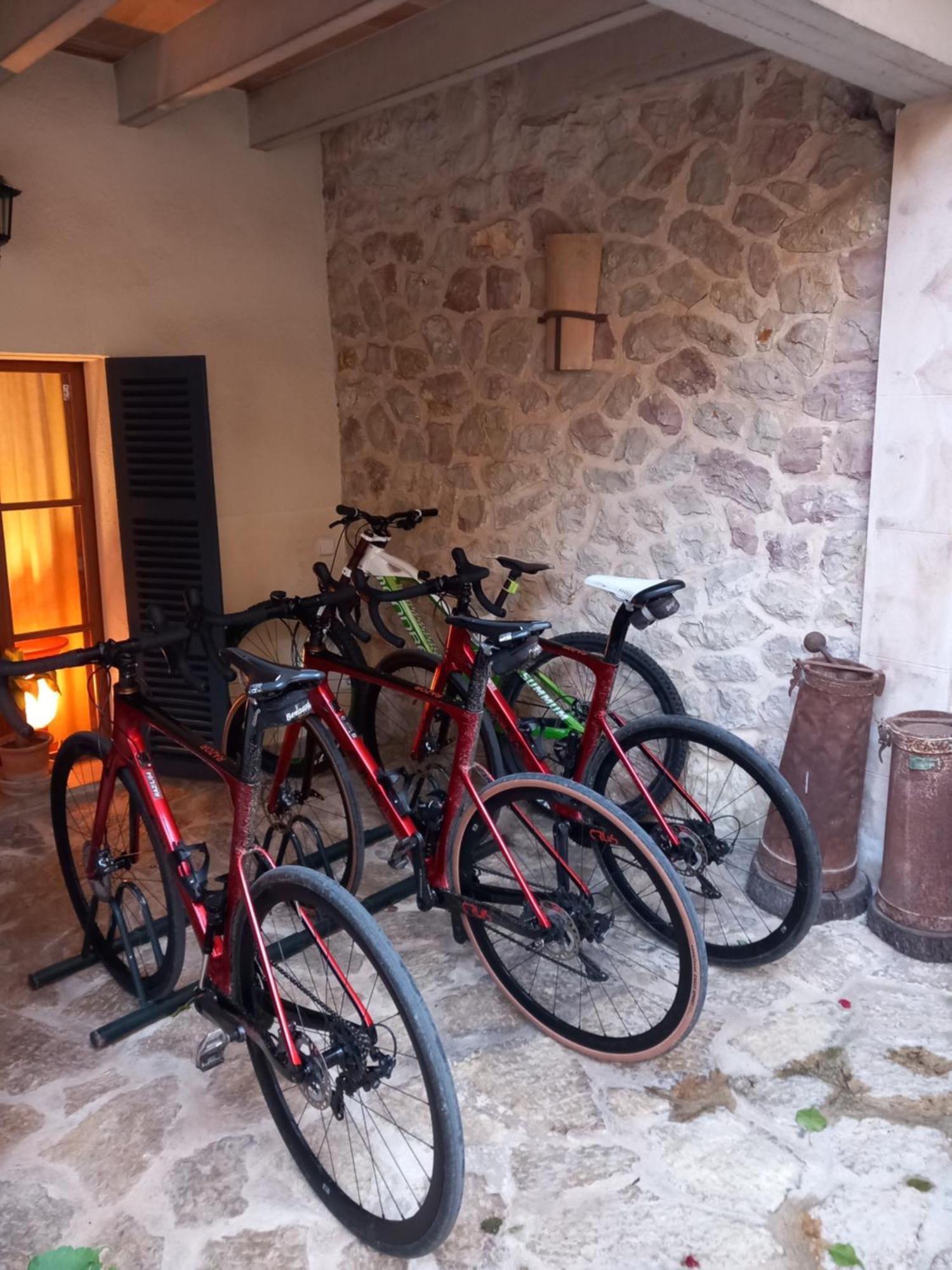 Townhouse Sa Casa Villa Sineu  Exterior photo